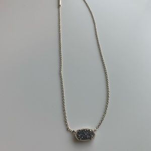 Kendra Scott necklace
